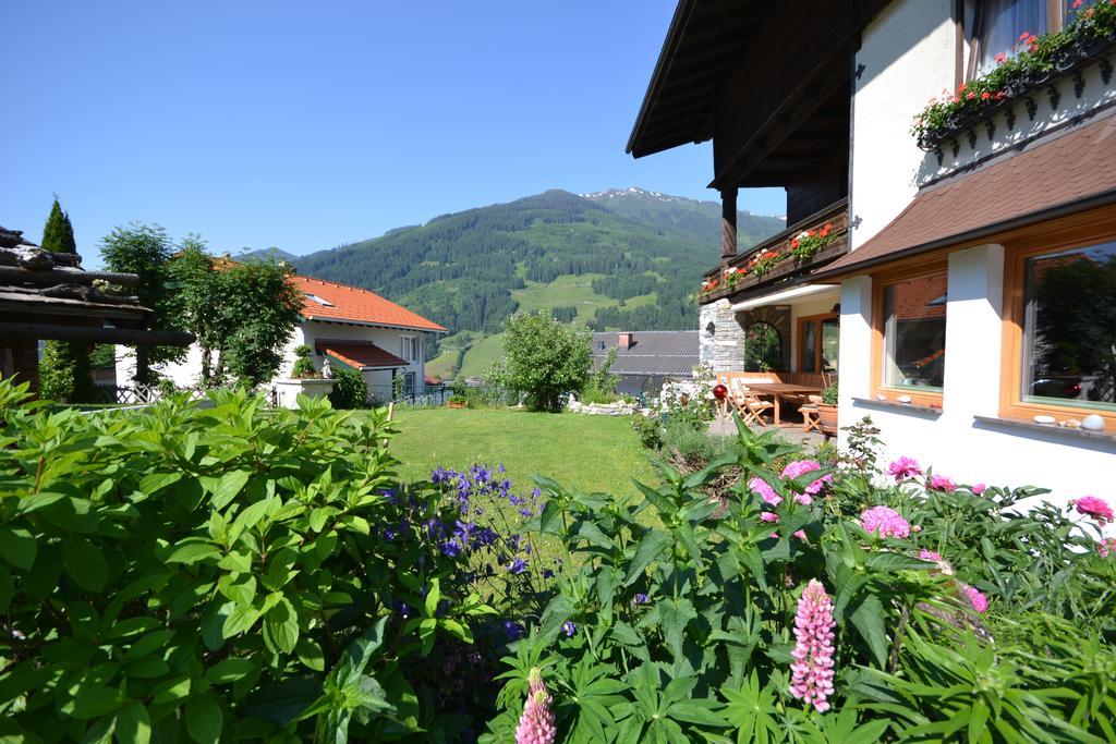 Appartementhaus Jaegerheim 도르프가스테인 외부 사진